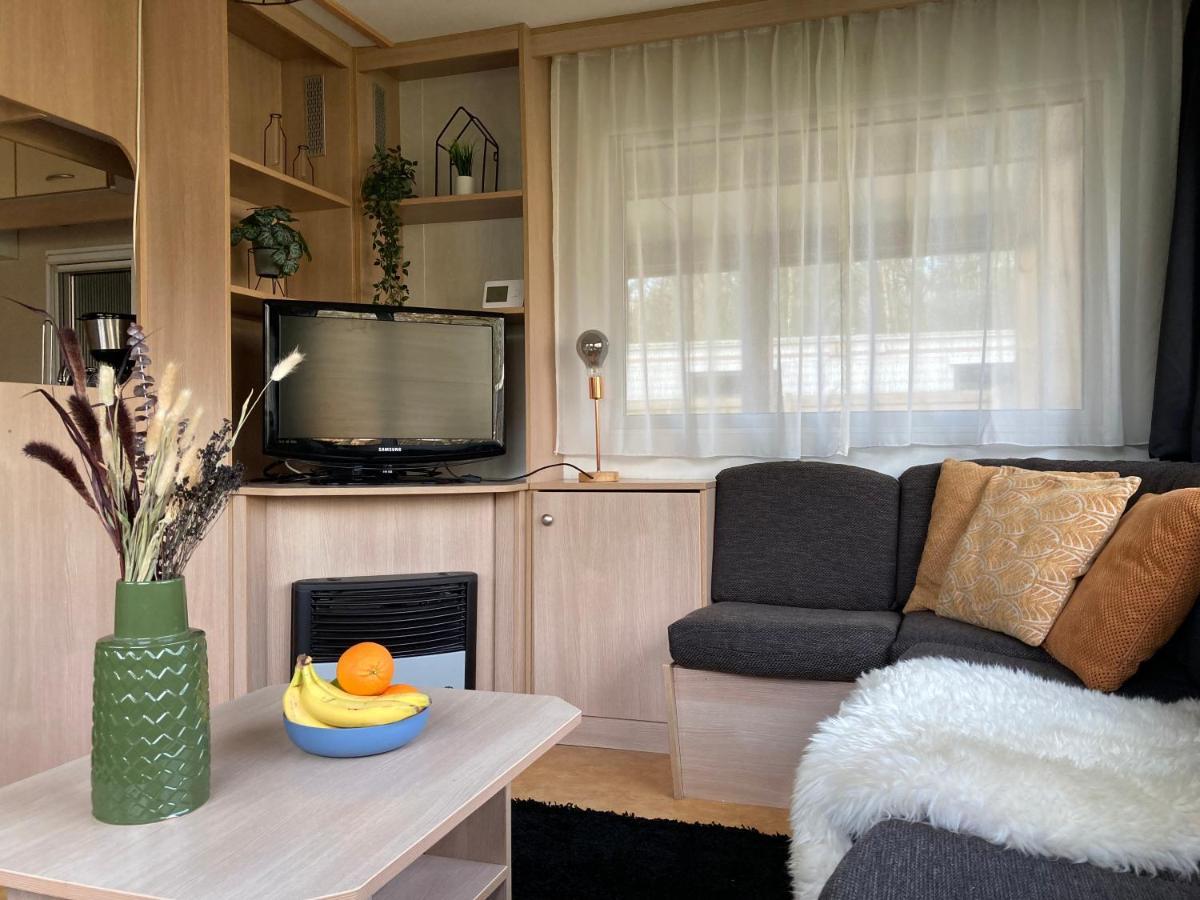 Villa Chalet 'T Rijsterbos Op Camping Met Zwembad! Exterior foto